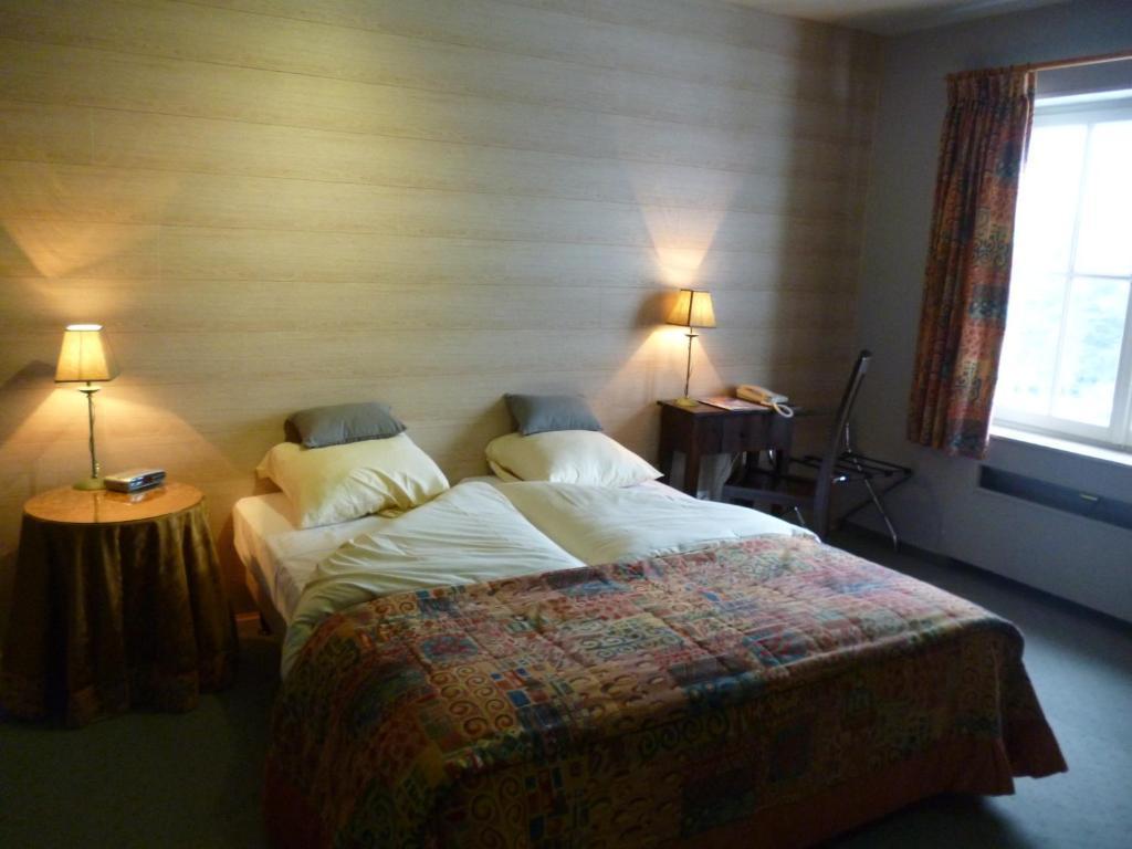 Chalet Sur Lesse Hotell Maissin Rom bilde